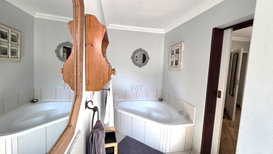 4 Bedroom Property for Sale in Seasons Lifestyle Estate North West